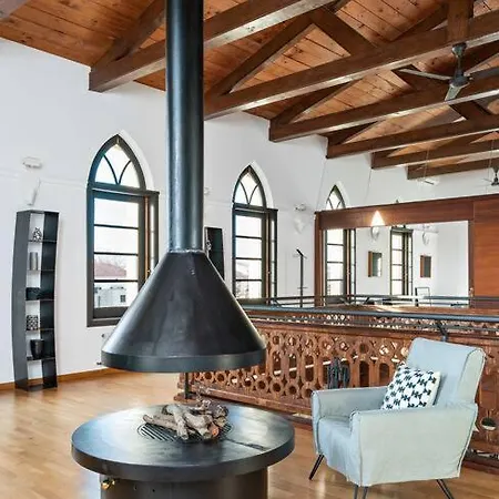Sa Capella : Ancienne Chapelle Renovee Avec Piscine 马翁