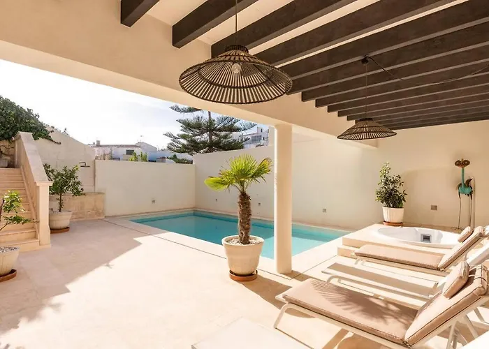 Sa Capella : Ancienne Chapelle Renovee Avec Piscine Vila