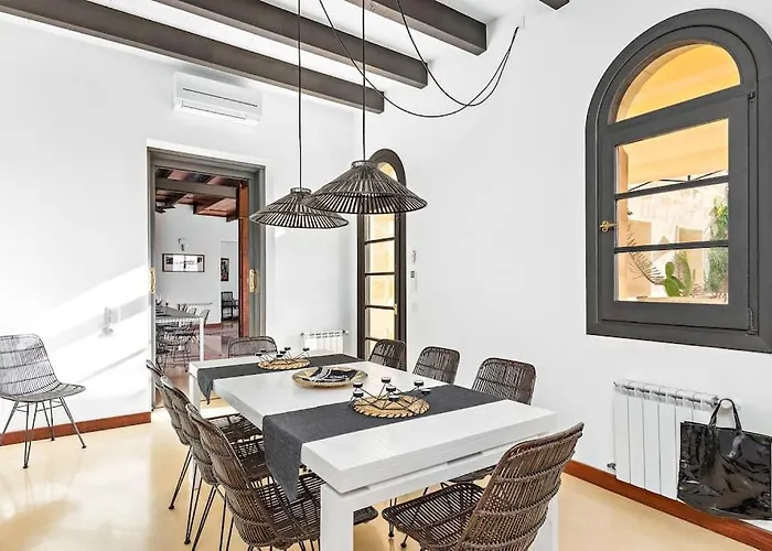 Vila Sa Capella : Ancienne Chapelle Renovee Avec Piscine *